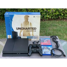 PlayStation 4 (500GB) JET BLACK (CUH-1215A) in excellent condition