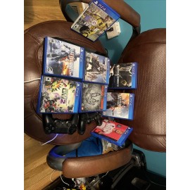 ps4 , 500gb , 2 controlers , 8 games